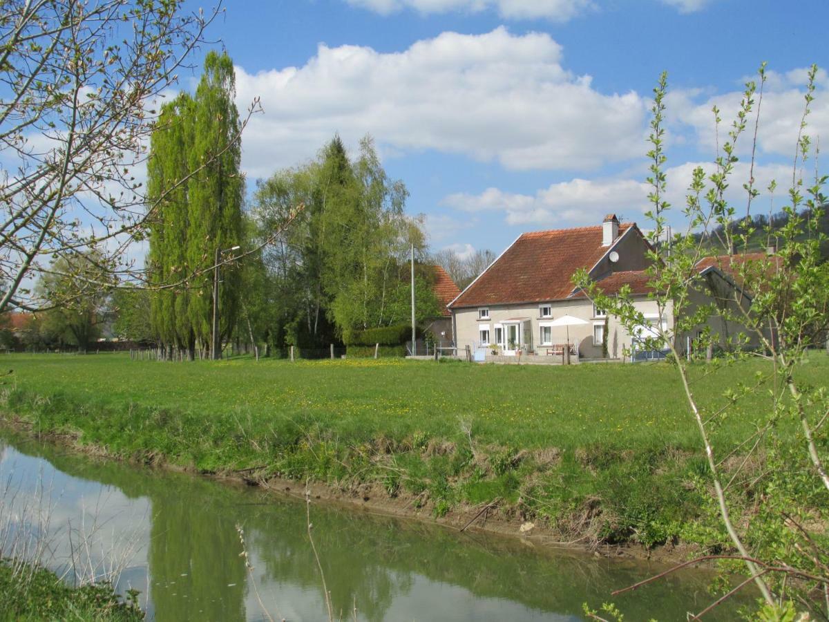 La Taniere Douce Bed & Breakfast Soulaucourt-sur-Mouzon Eksteriør bilde